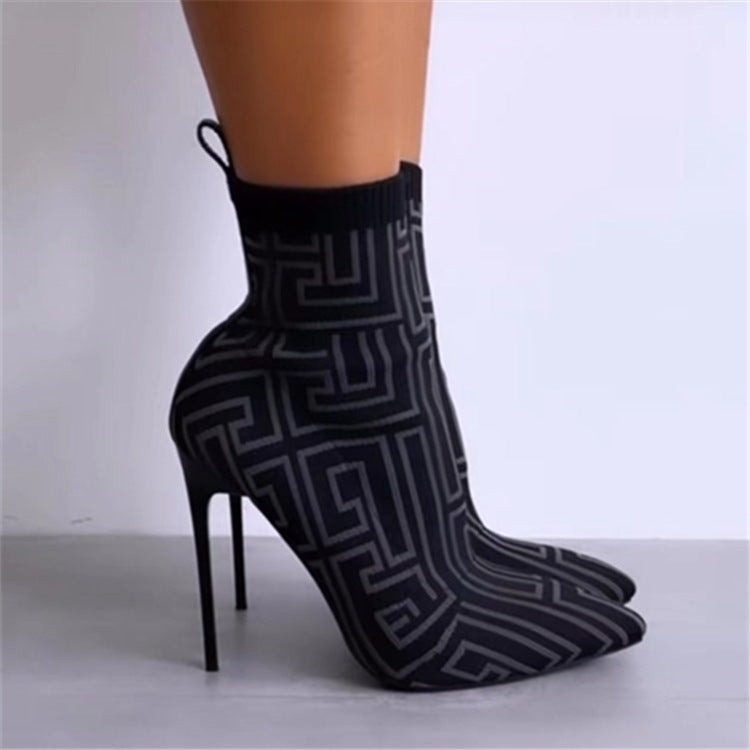 {{ product.title }} - {{ product.type }} - {{ shop.name }} {{ product.title }} - {{ variant.title }} - {{ shop.name }} {{ product.title }} - Size {{ variant.option1 }} - {{ shop.name }}