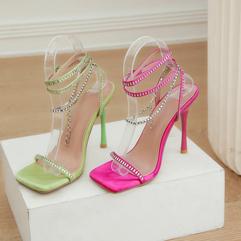 {{ product.title }} - {{ product.type }} - {{ shop.name }} {{ product.title }} - {{ variant.title }} - {{ shop.name }} {{ product.title }} - Size {{ variant.option1 }} - {{ shop.name }}