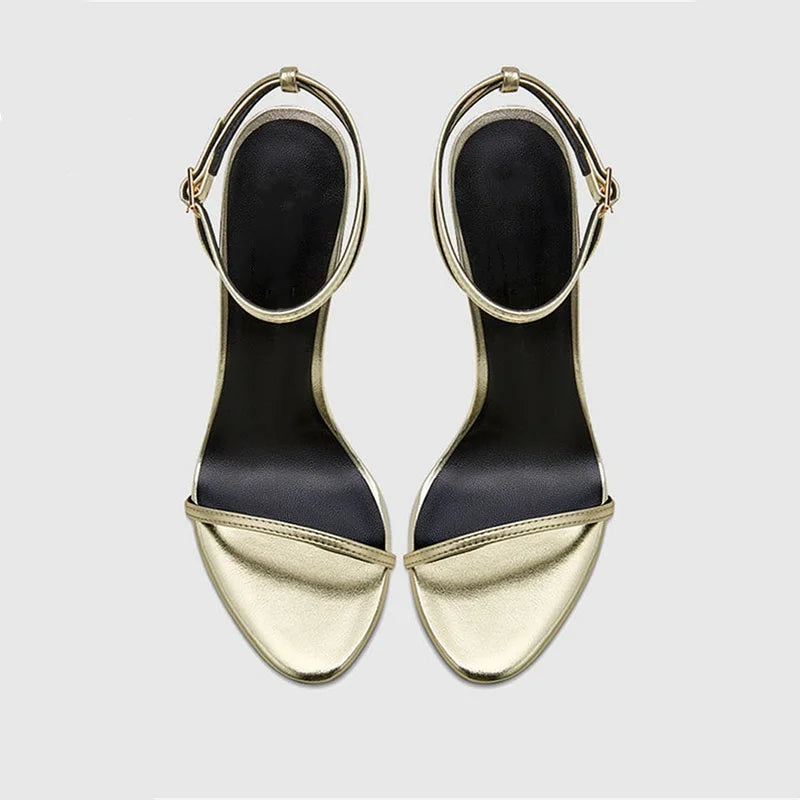 {{ product.title }} - {{ product.type }} - {{ shop.name }} {{ product.title }} - {{ variant.title }} - {{ shop.name }} {{ product.title }} - Size {{ variant.option1 }} - {{ shop.name }}