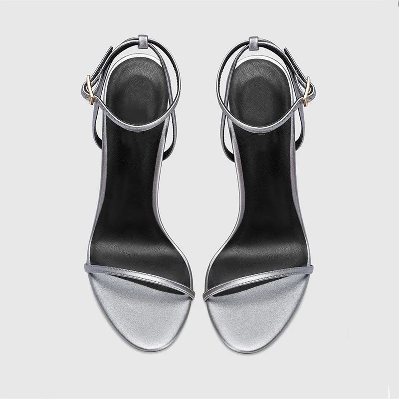 {{ product.title }} - {{ product.type }} - {{ shop.name }} {{ product.title }} - {{ variant.title }} - {{ shop.name }} {{ product.title }} - Size {{ variant.option1 }} - {{ shop.name }}