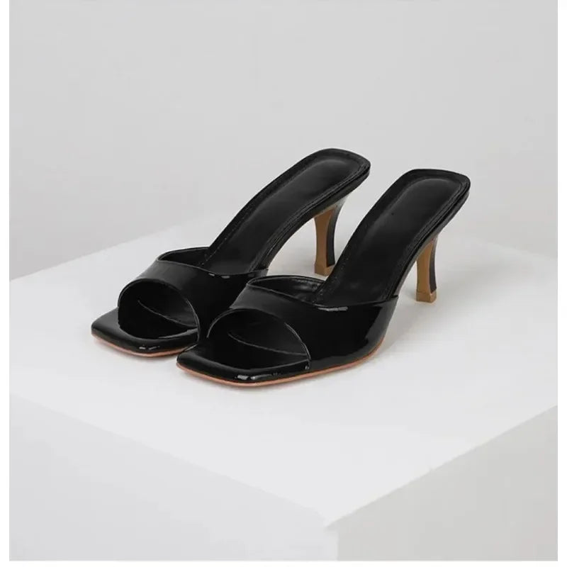 {{ product.title }} - {{ product.type }} - {{ shop.name }} {{ product.title }} - {{ variant.title }} - {{ shop.name }} {{ product.title }} - Size {{ variant.option1 }} - {{ shop.name }}