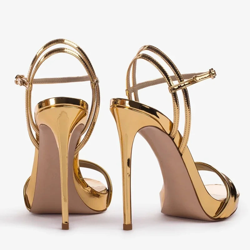 {{ product.title }} - {{ product.type }} - {{ shop.name }} {{ product.title }} - {{ variant.title }} - {{ shop.name }} {{ product.title }} - Size {{ variant.option1 }} - {{ shop.name }}