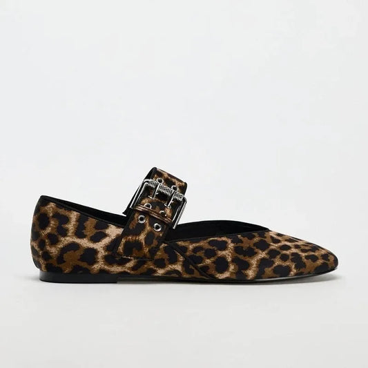 {{ product.title }} - {{ product.type }} - {{ shop.name }} {{ product.title }} - {{ variant.title }} - {{ shop.name }} {{ product.title }} - Size {{ variant.option1 }} - {{ shop.name }}