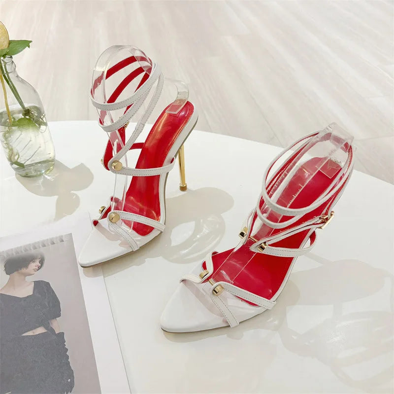{{ product.title }} - {{ product.type }} - {{ shop.name }} {{ product.title }} - {{ variant.title }} - {{ shop.name }} {{ product.title }} - Size {{ variant.option1 }} - {{ shop.name }}